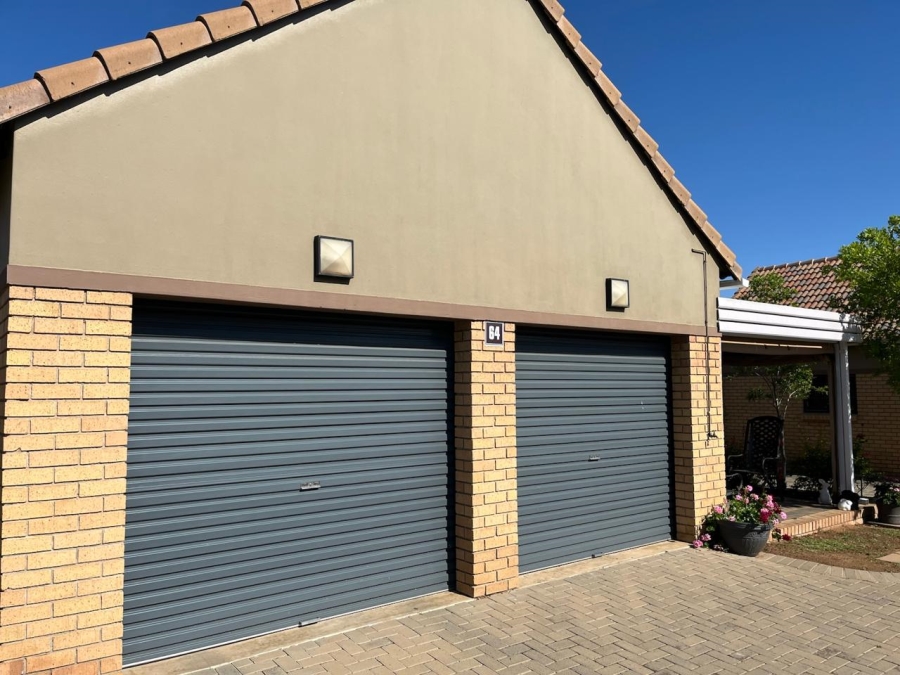 2 Bedroom Property for Sale in Helicon Heights Free State